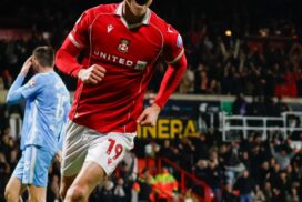 kieffer moore - wrexham